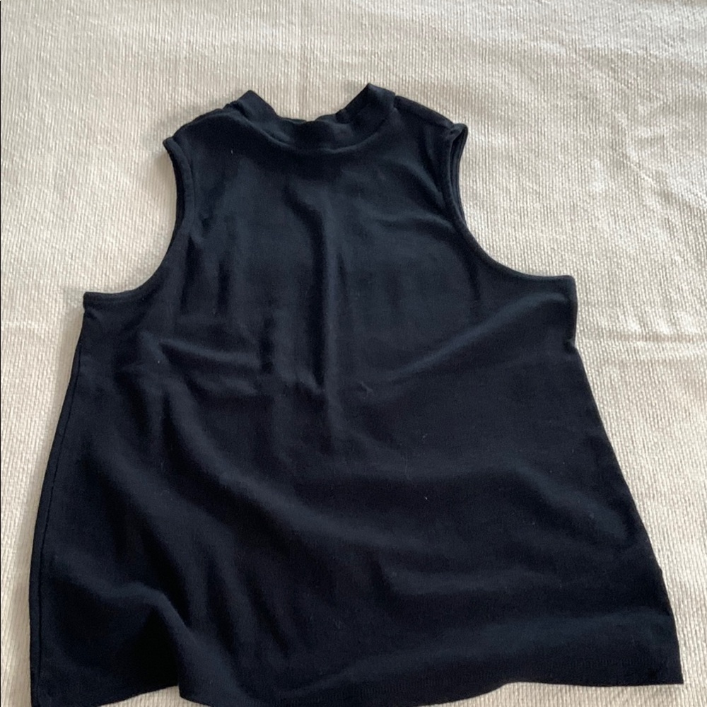 Gap Sleeveless Top